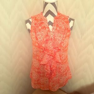 Flirty fancy fun summer top!!